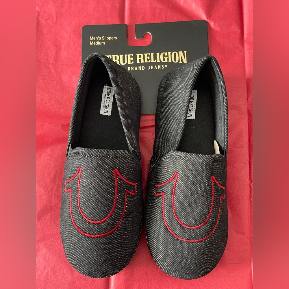 True Religion Black Slippers with Red Stitching. Men’s size MEDIUM SIZE 9-10